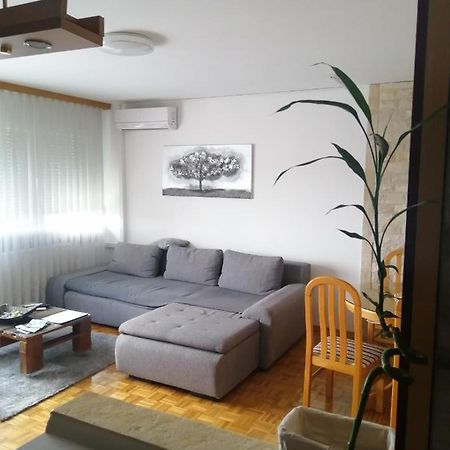 Apartman Stonewood West ซาเกร็บ ภายนอก รูปภาพ